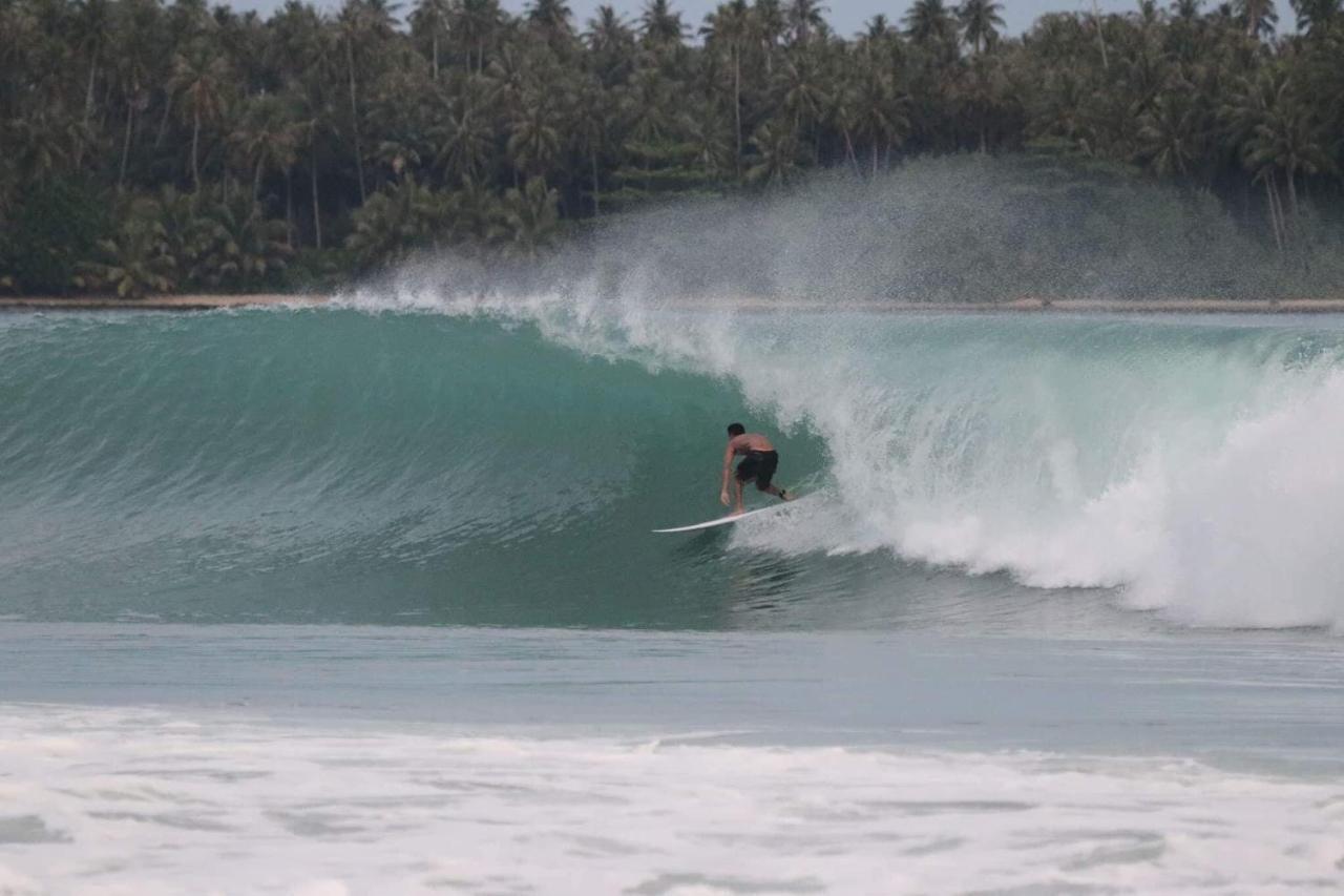 New Raya - Nias Beach Bungalows Lagudri Экстерьер фото