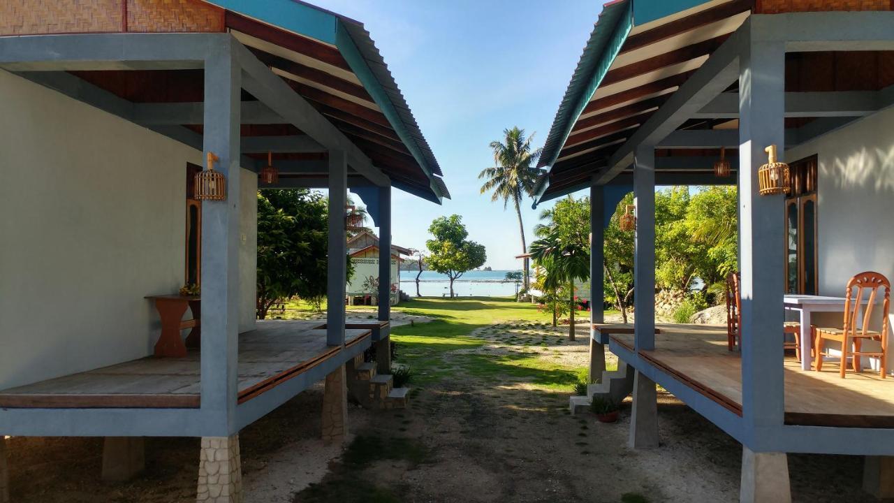 New Raya - Nias Beach Bungalows Lagudri Экстерьер фото